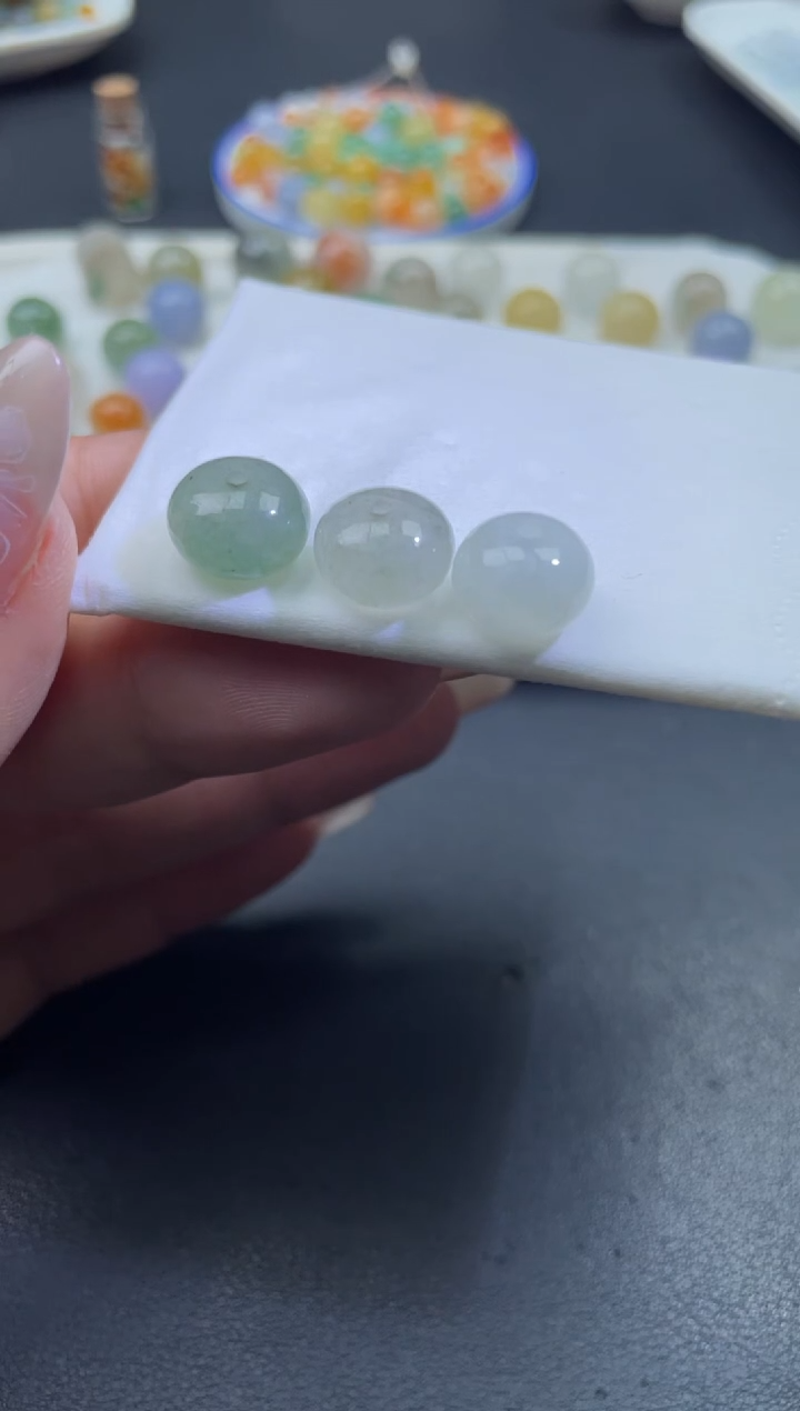 【闪购商品】翡翠颈饰未镶嵌BBBBB117