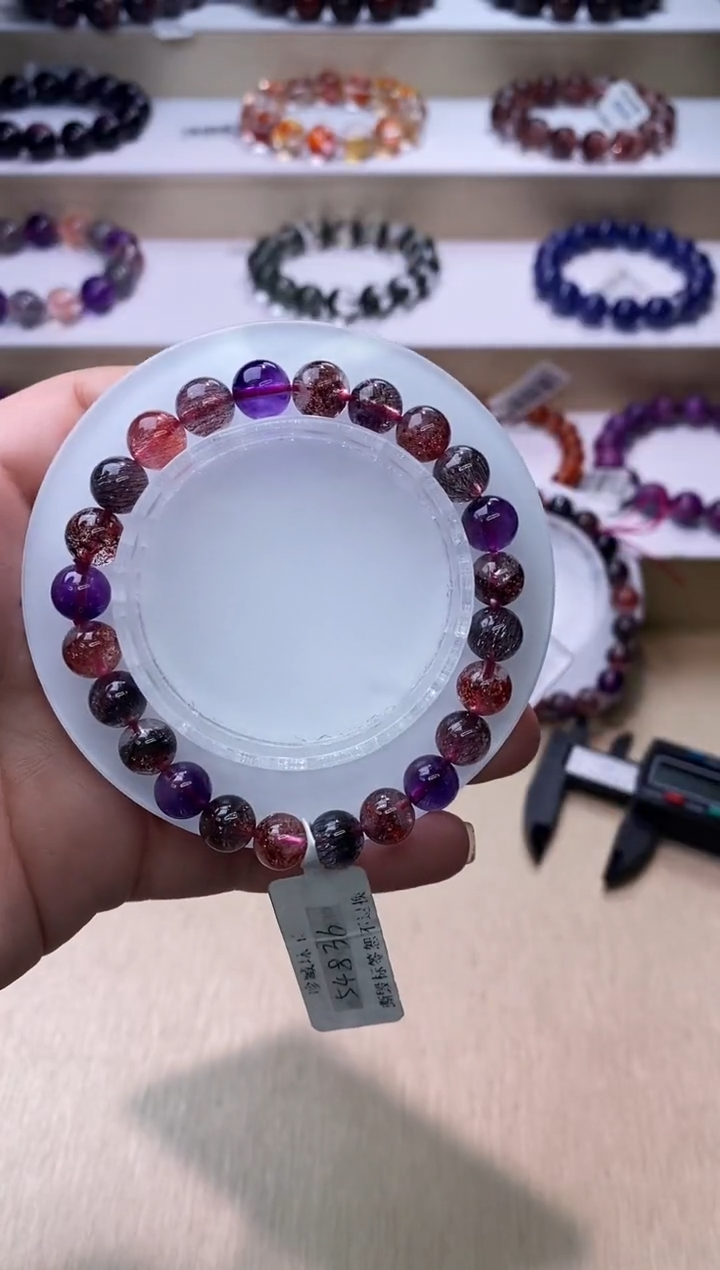 【闪购商品】水晶手链未镶嵌黑加仑超七单圈8m+