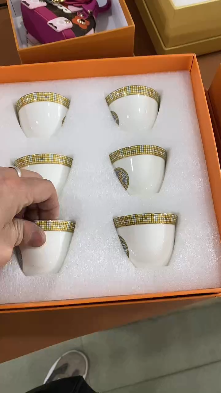 【闪购商品】瓷片00000000000000