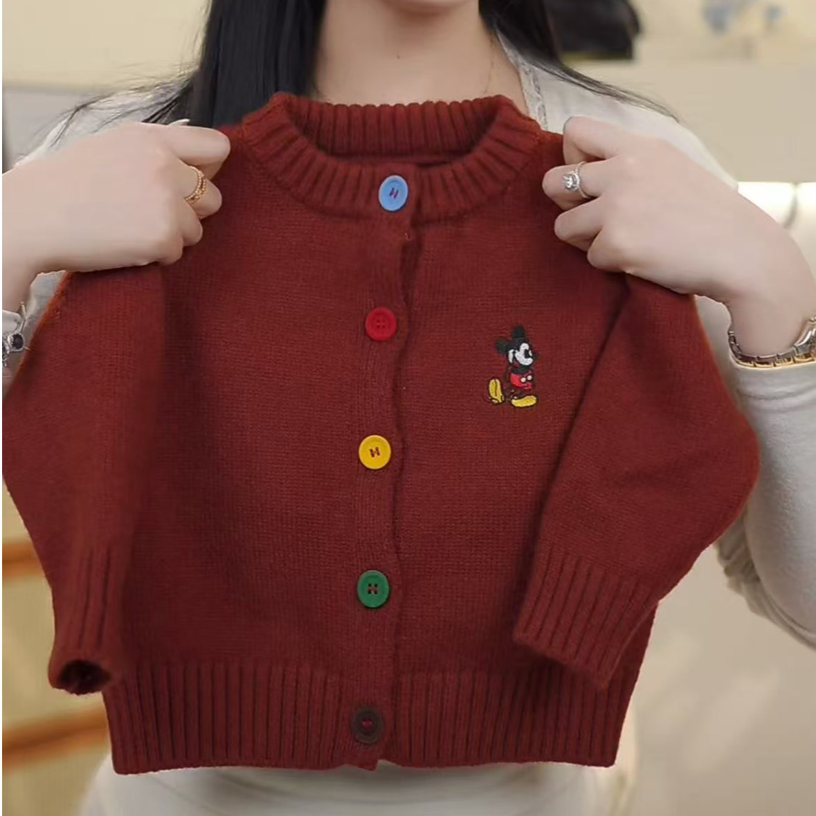 冬款韩版刺绣米奇款儿童彩色纽扣毛衣开衫 A211