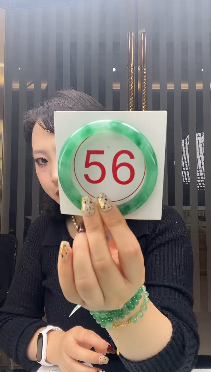 未镶嵌手镯石英质玉22