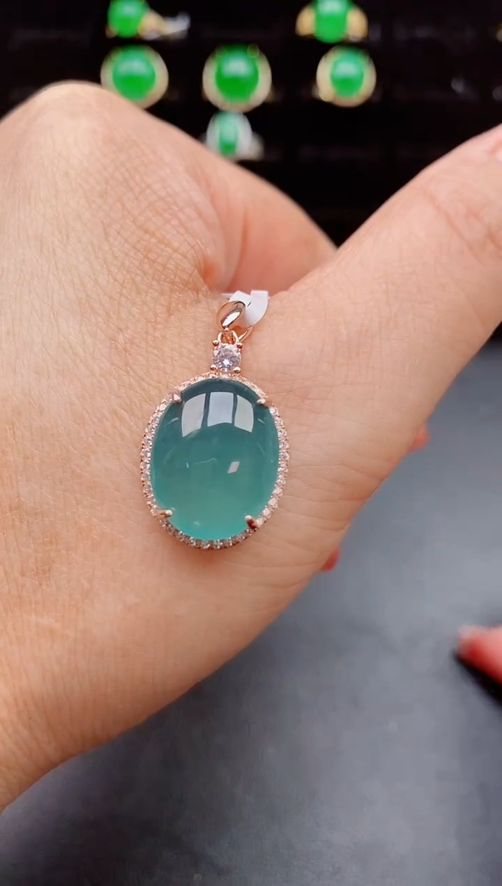 【闪购商品】翡翠吊坠(赠链)银S925镶嵌50800