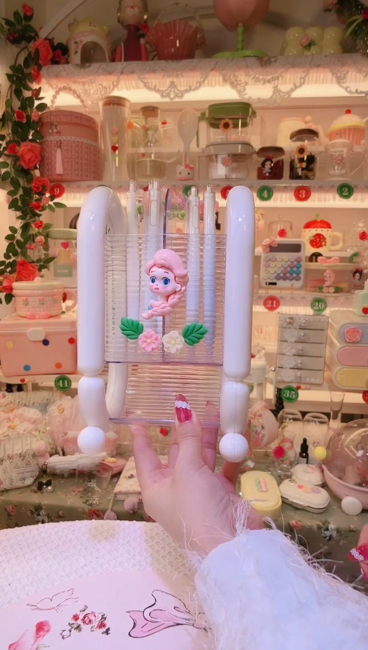 爱莎公主化妆笔筒——手工制作品质好！