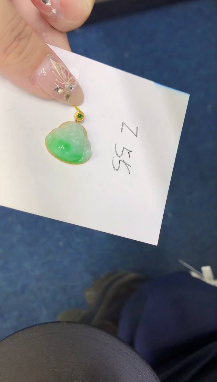 【闪购商品】翡翠颈饰18K金镶嵌00000000000