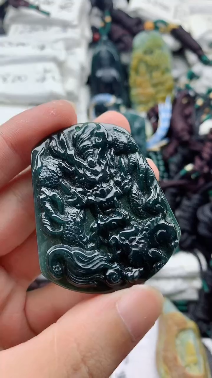 颈饰未镶嵌翡翠888