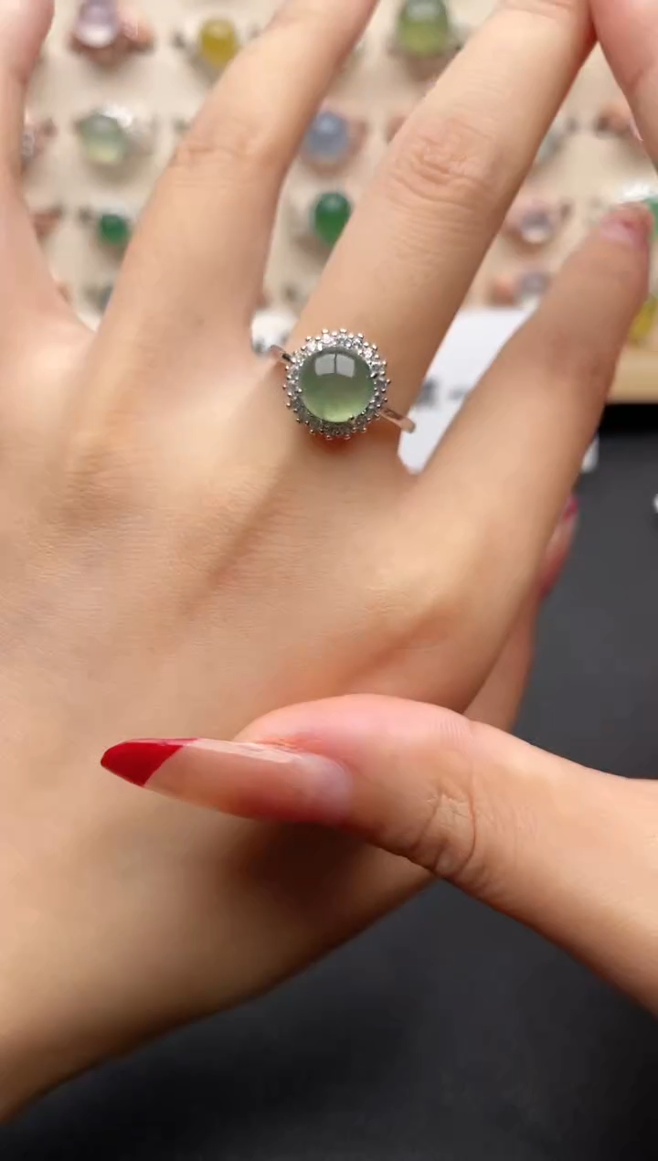 【闪购商品】翡翠戒指银S925镶嵌一物一证一礼盒