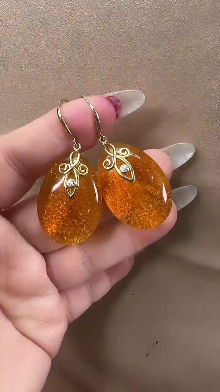 琥珀颈饰未镶嵌耳环