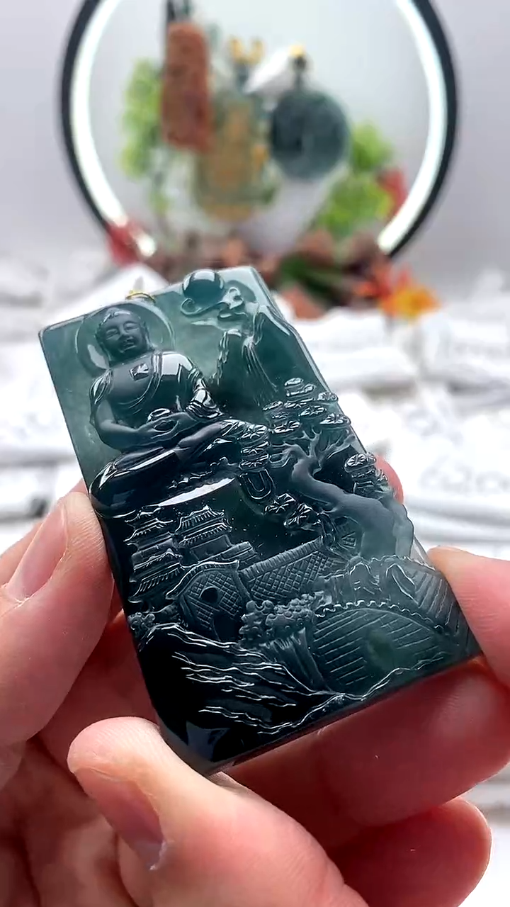 【闪购商品】翡翠颈饰未镶嵌大日如来