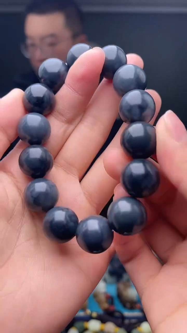 未镶嵌和田玉挂件1