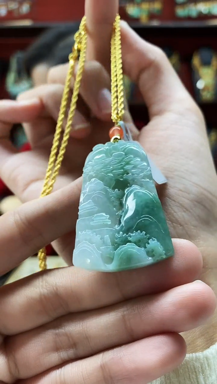 颈饰未镶嵌翡翠吊坠