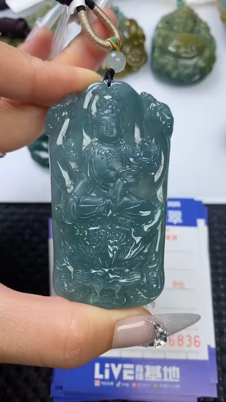 【闪购商品】翡翠颈饰未镶嵌1111111111111111