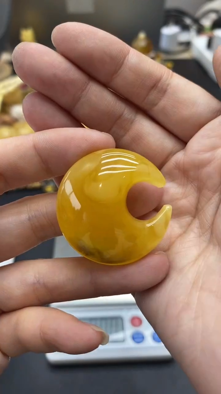 琥珀未镶嵌珠宝奇石月**月1254（3发1