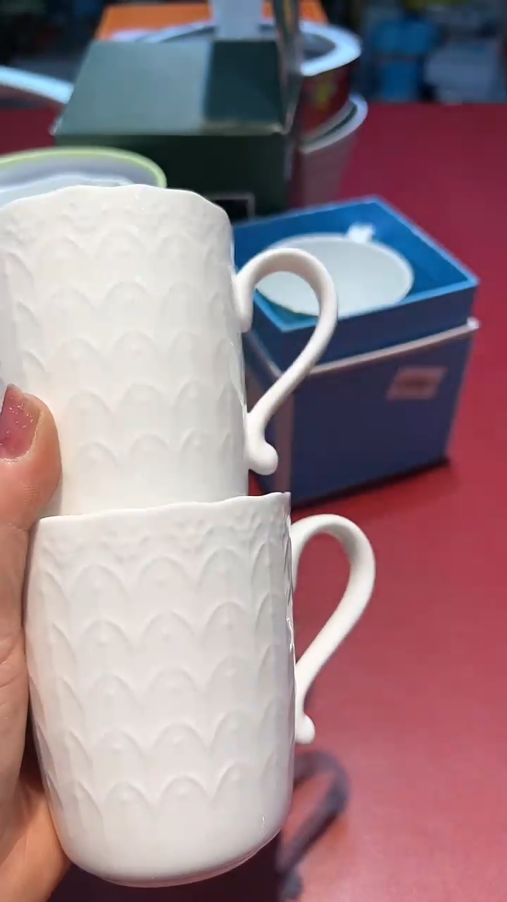 【闪购商品】瓷片锅碗瓢盆一件不剩