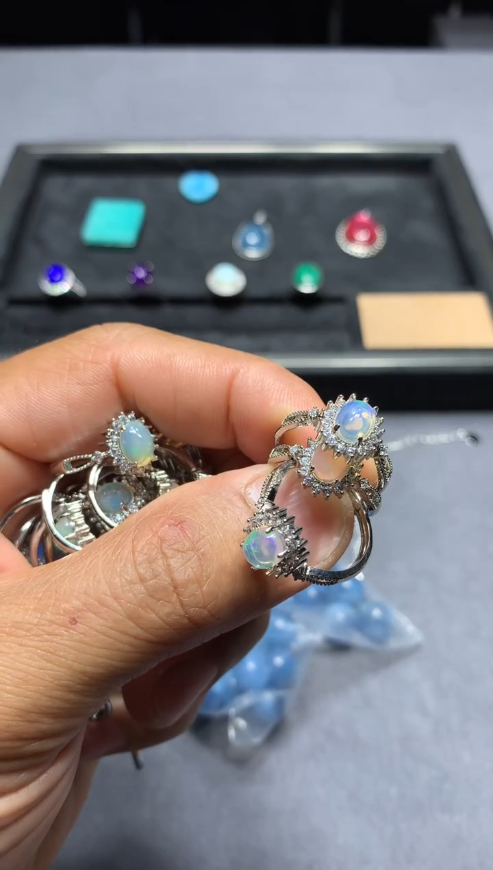 欧泊未镶嵌戒指W35（随机性发货只发一单）