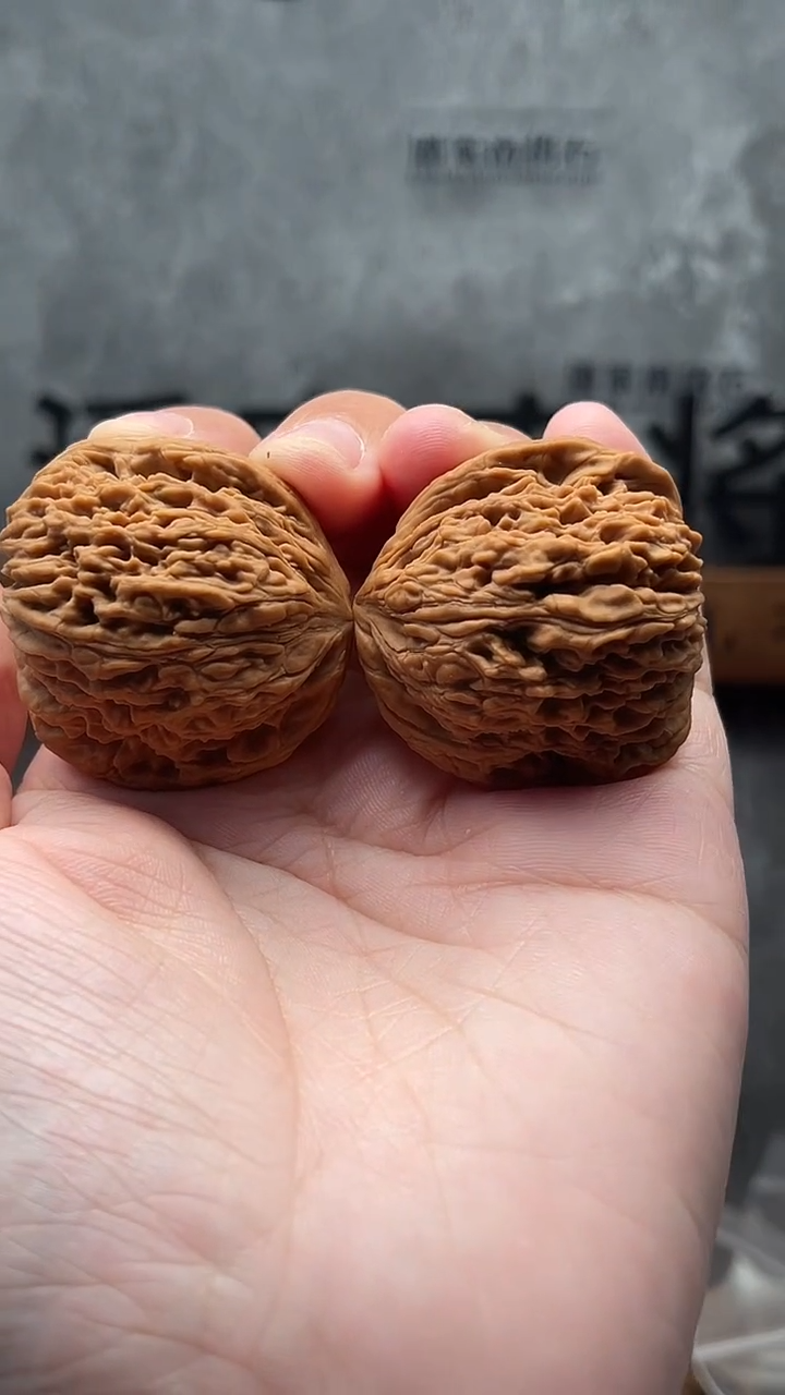 【闪购商品】文玩核桃把件南将