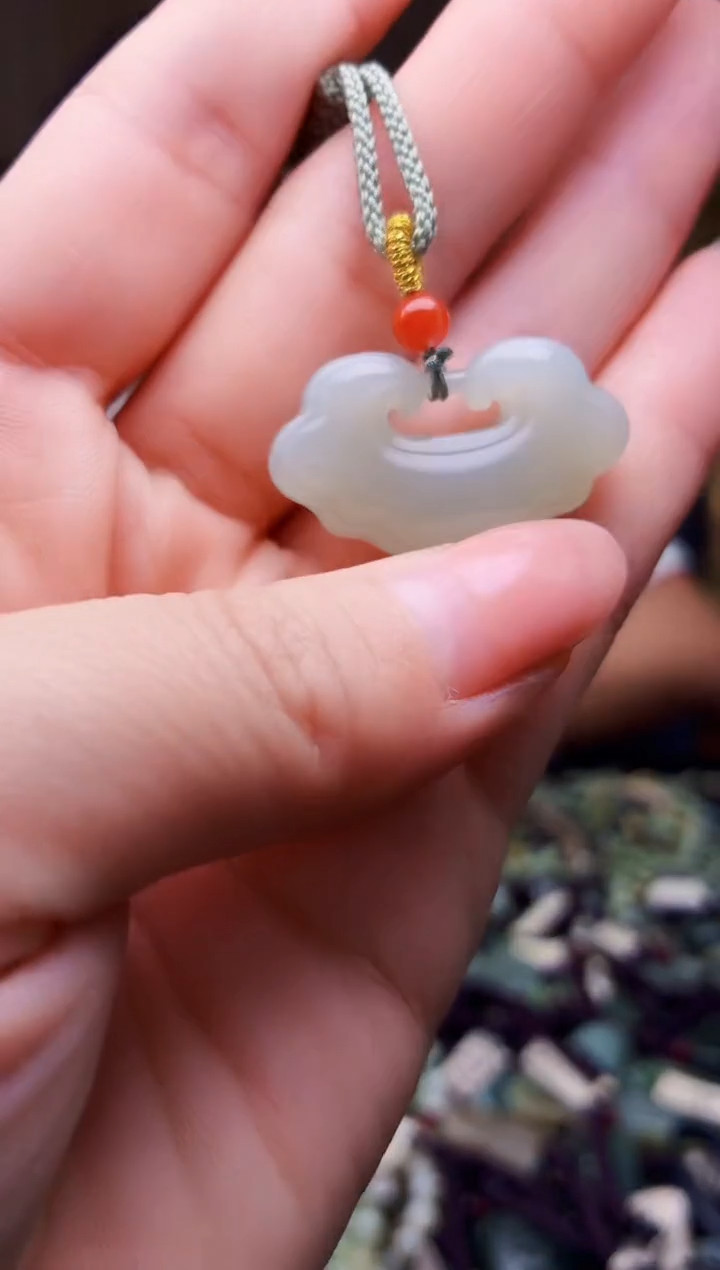 颈饰未镶嵌和田玉多样性发货，拍一发一