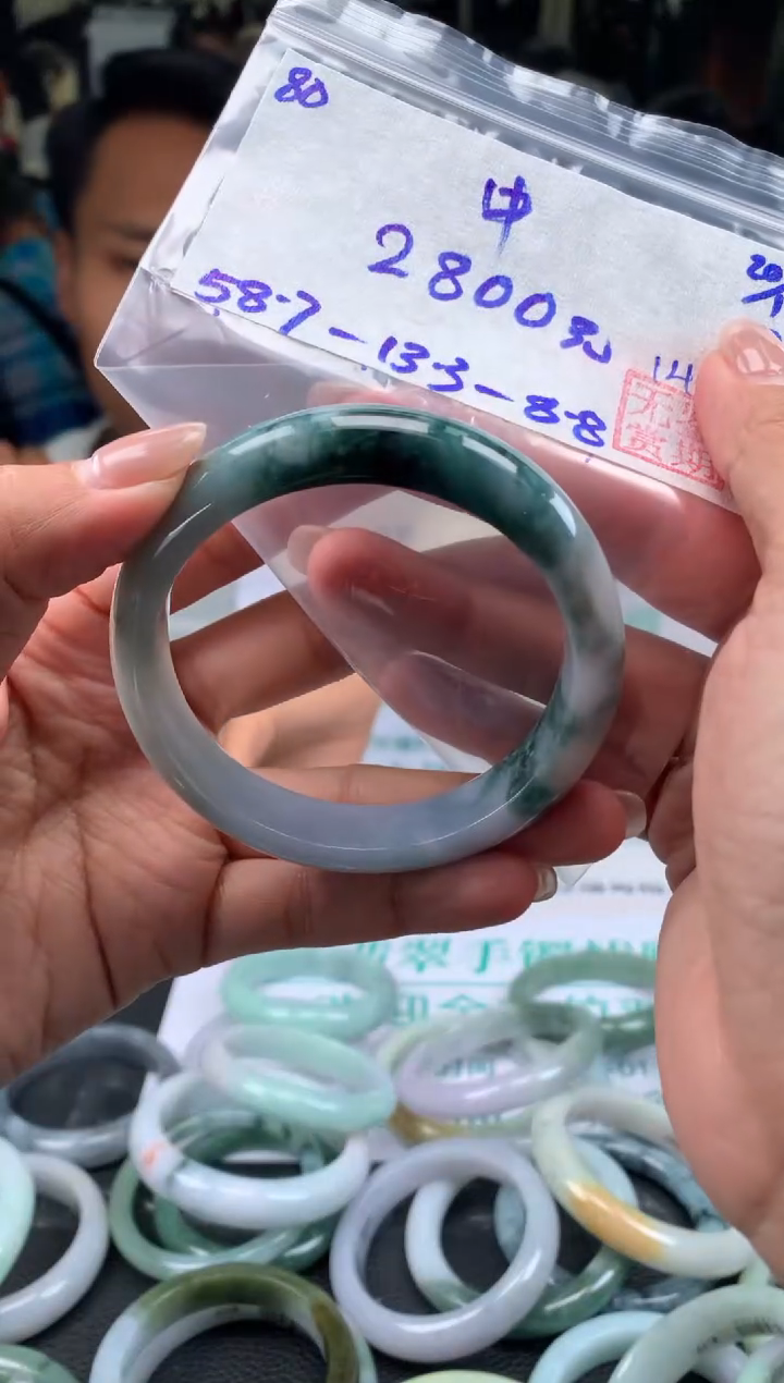 【闪购商品】翡翠手镯未镶嵌翡翠手镯 下单联系小耳机#