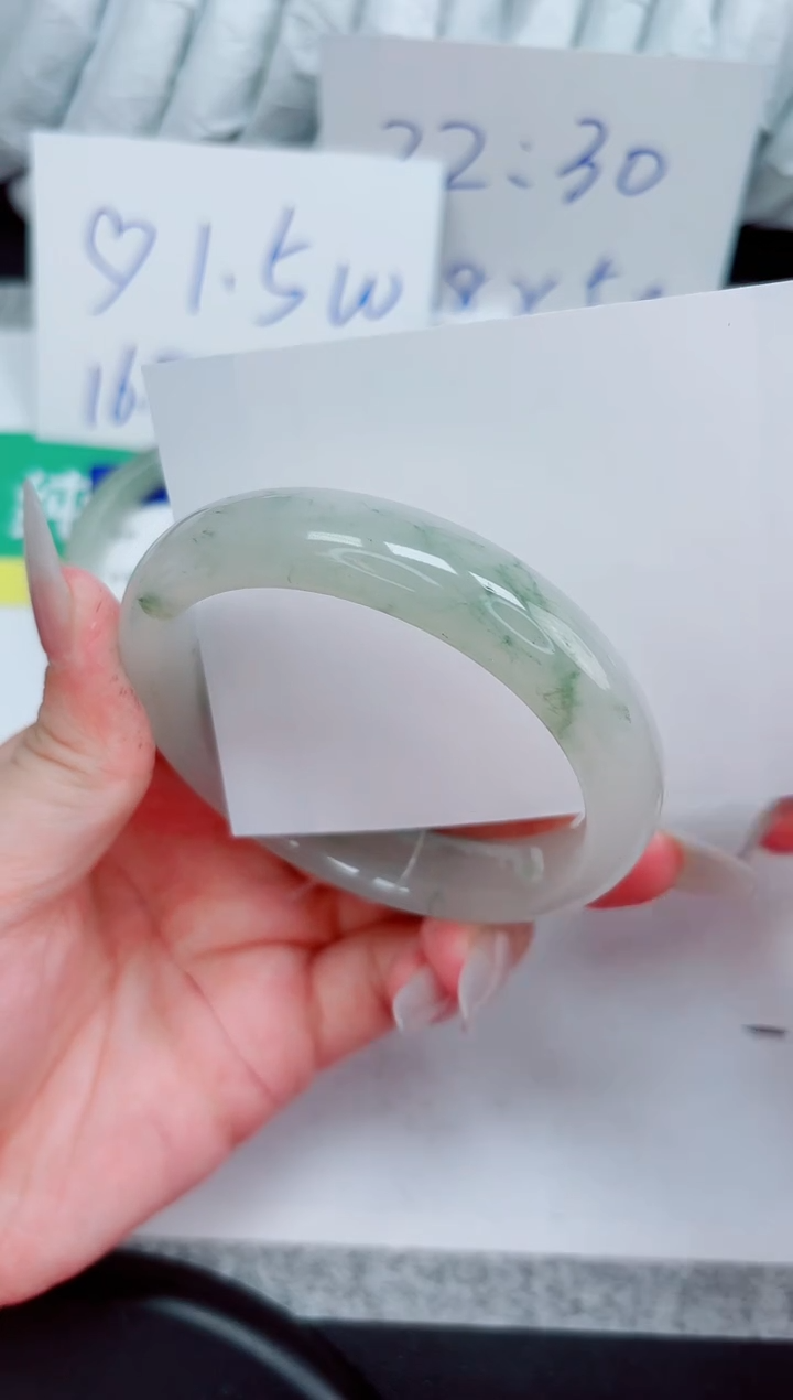 石英质玉手镯未镶嵌69-59.9