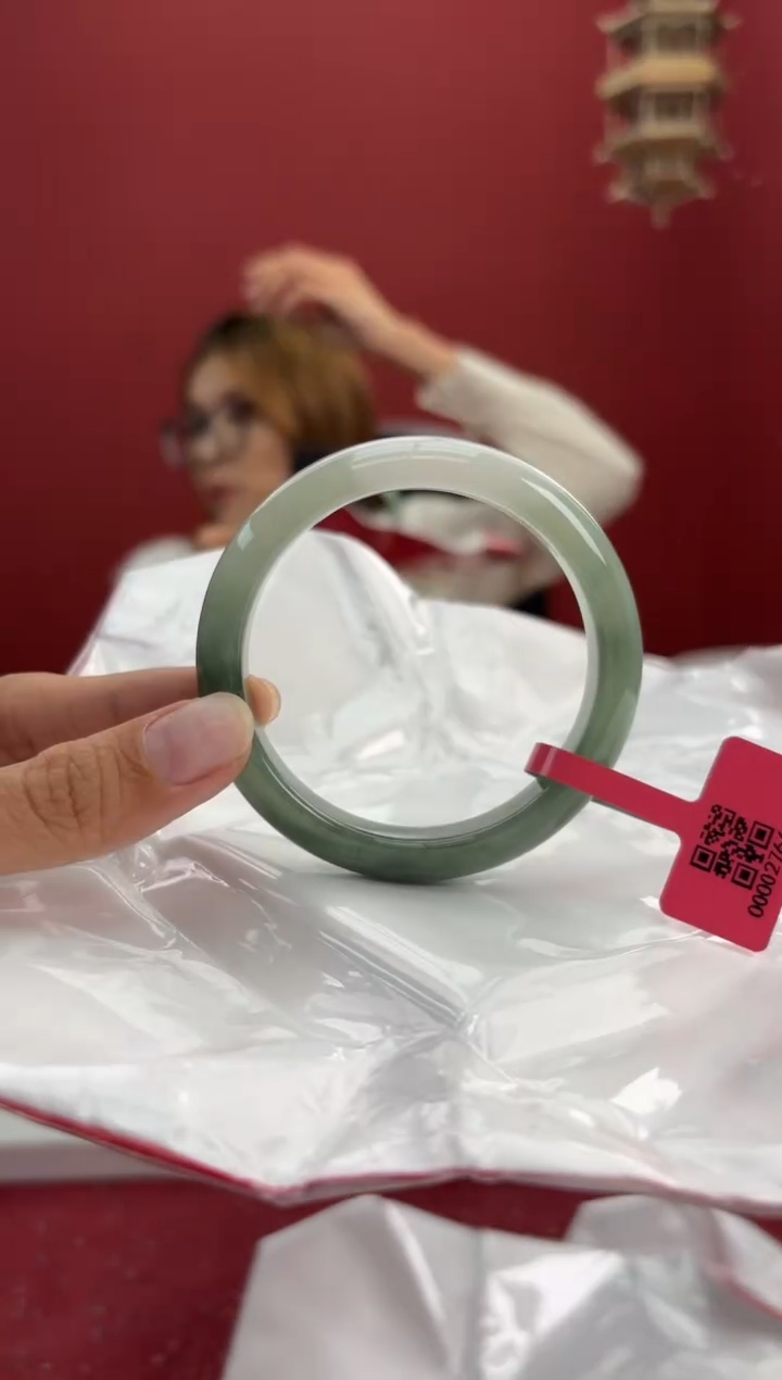 翡翠手镯未镶嵌7手镯