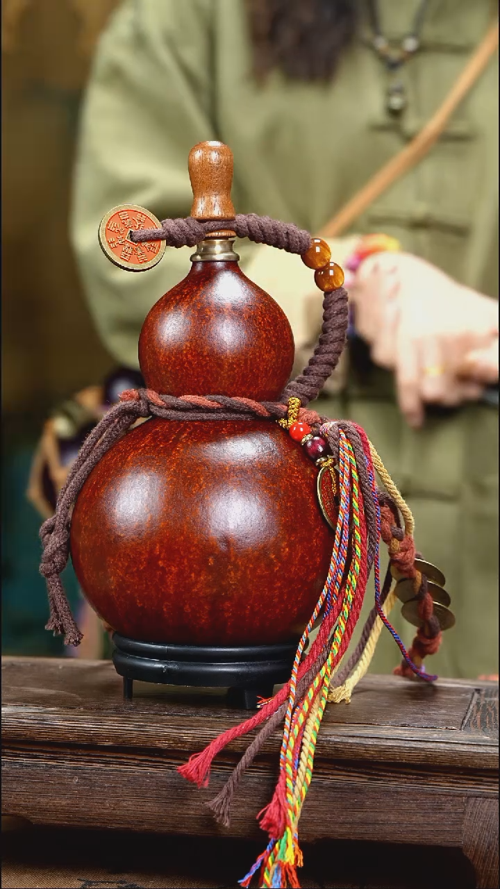 YV090精品藏绳款天然酒葫芦（一物一拍）