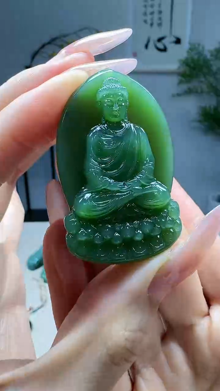 未镶嵌和田玉挂件1