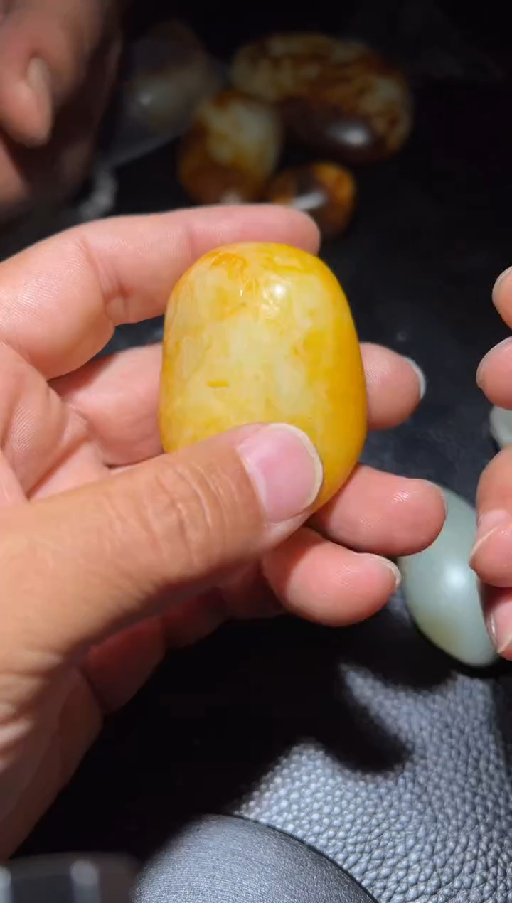 未镶嵌和田玉珠宝奇石8