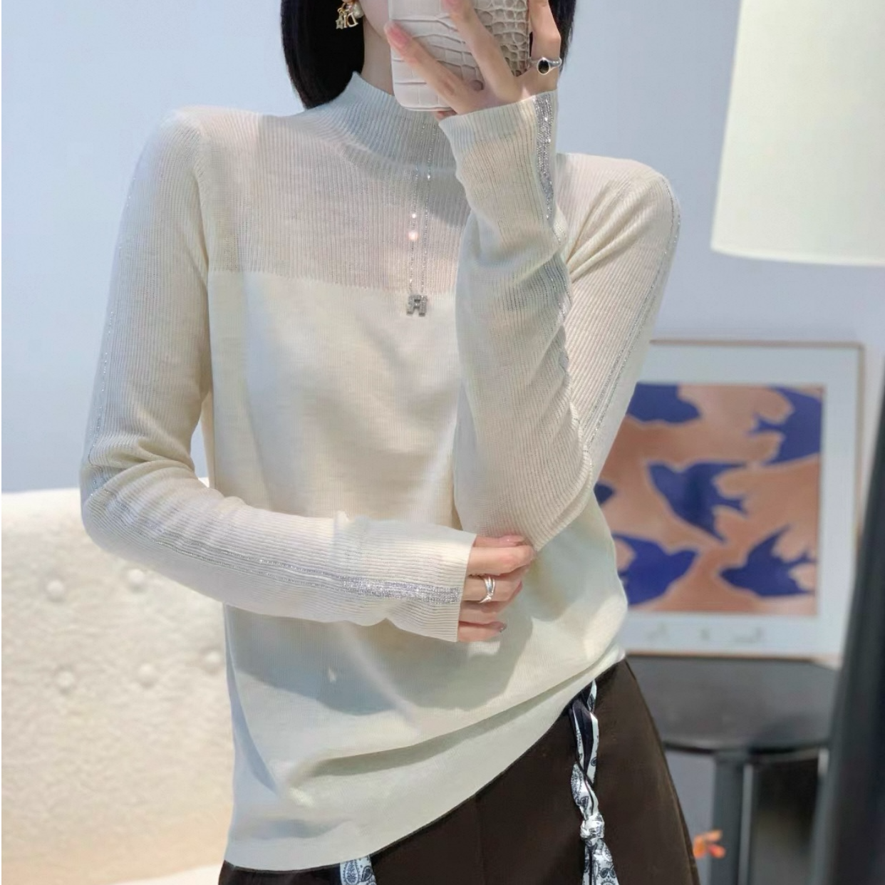8570气质百搭镶钻中领羊毛衫