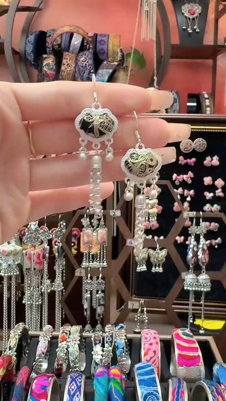 织绣 云织谣民族风精美饰品   12