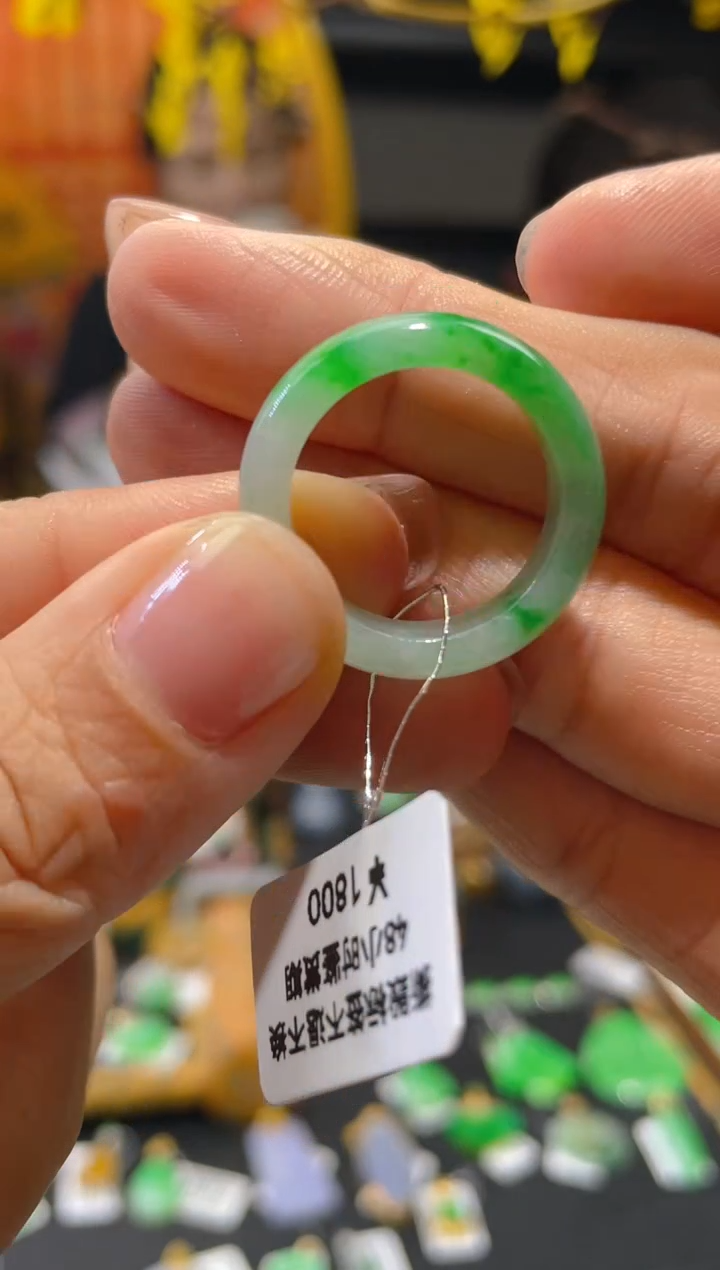 【闪购商品】翡翠颈饰未镶嵌假一赔三17圈口