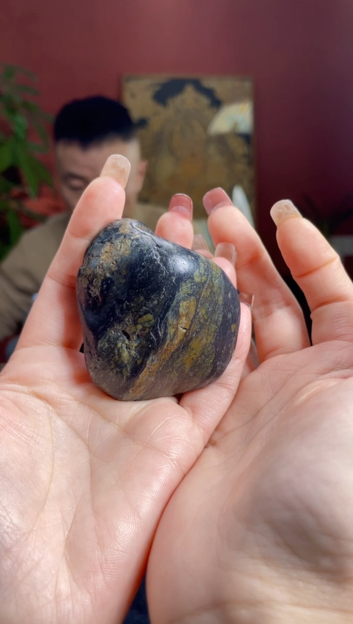 未镶嵌和田玉把件石头