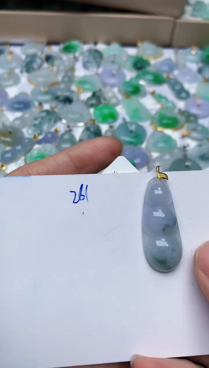 【闪购商品】翡翠颈饰18K金镶嵌天然翡翠A货  