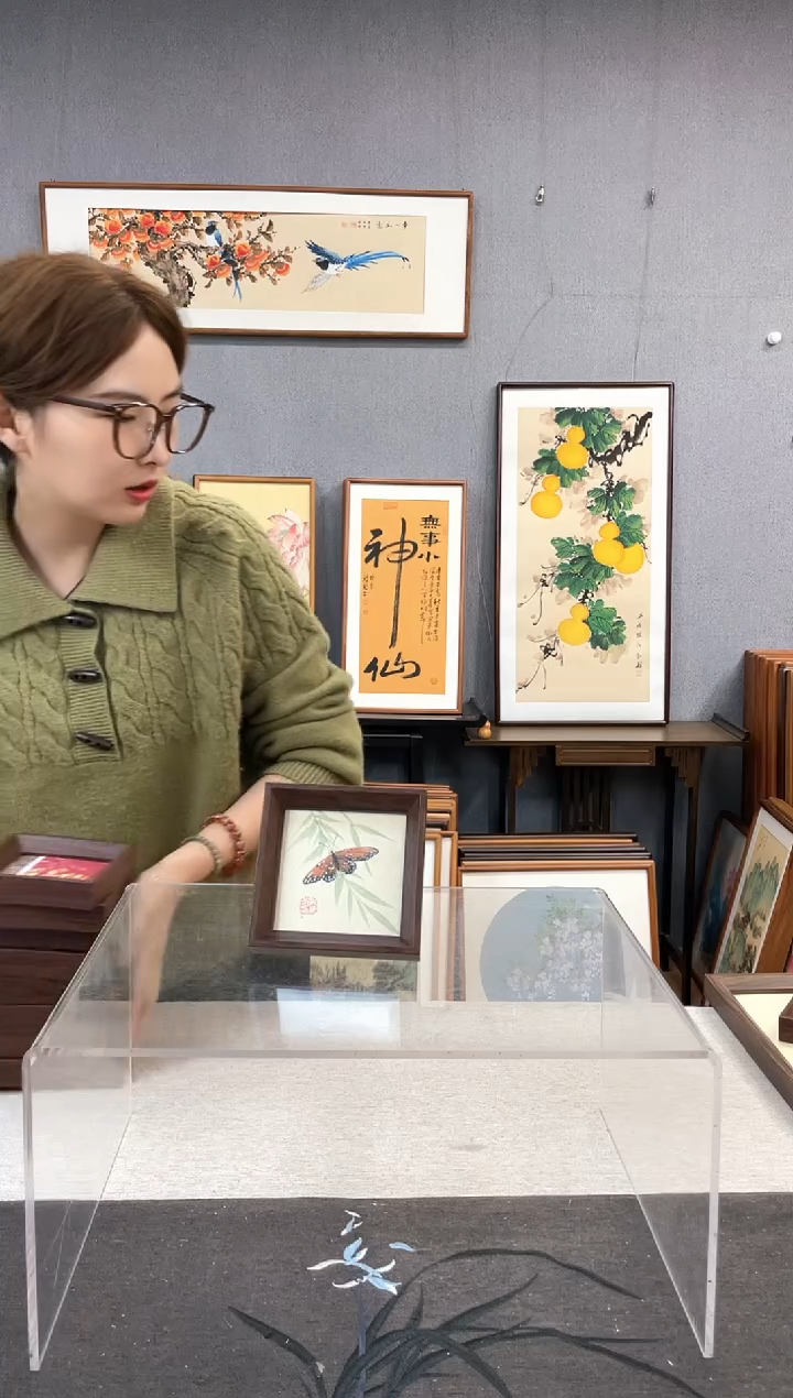 【闪购商品】国画5寸-小摆台作品-蝴蝶