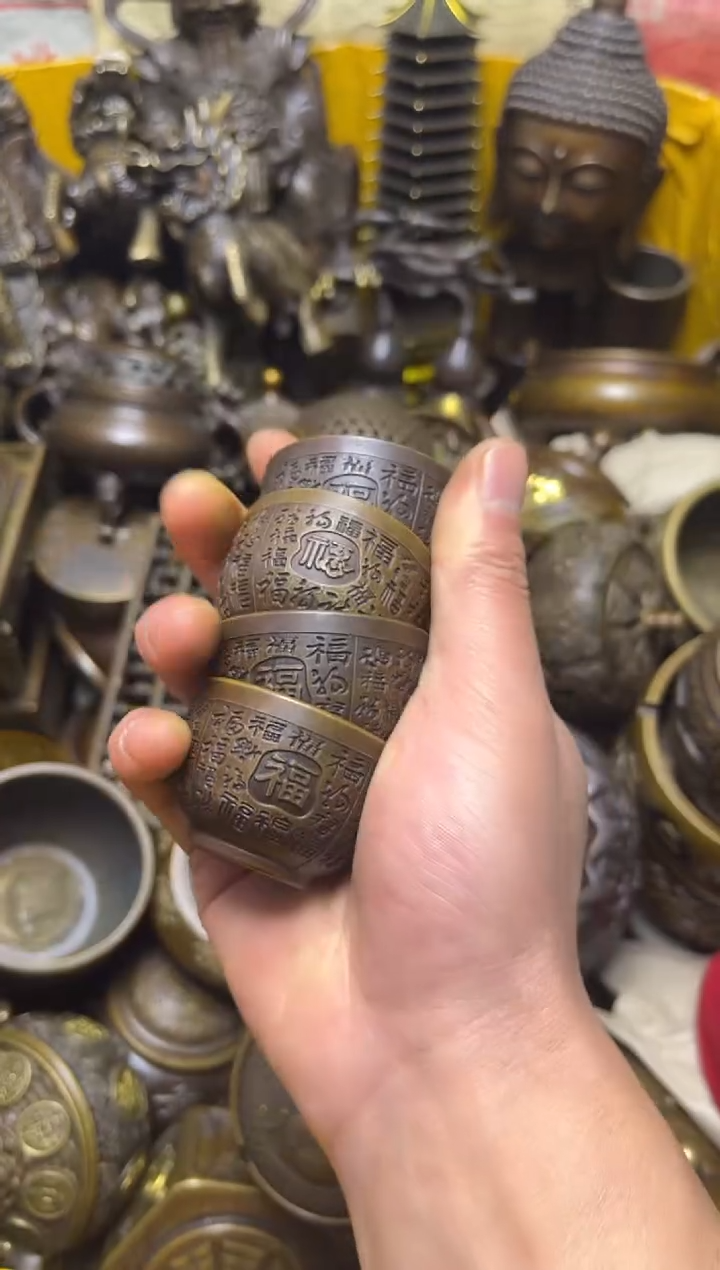 精美铜器，点击下单