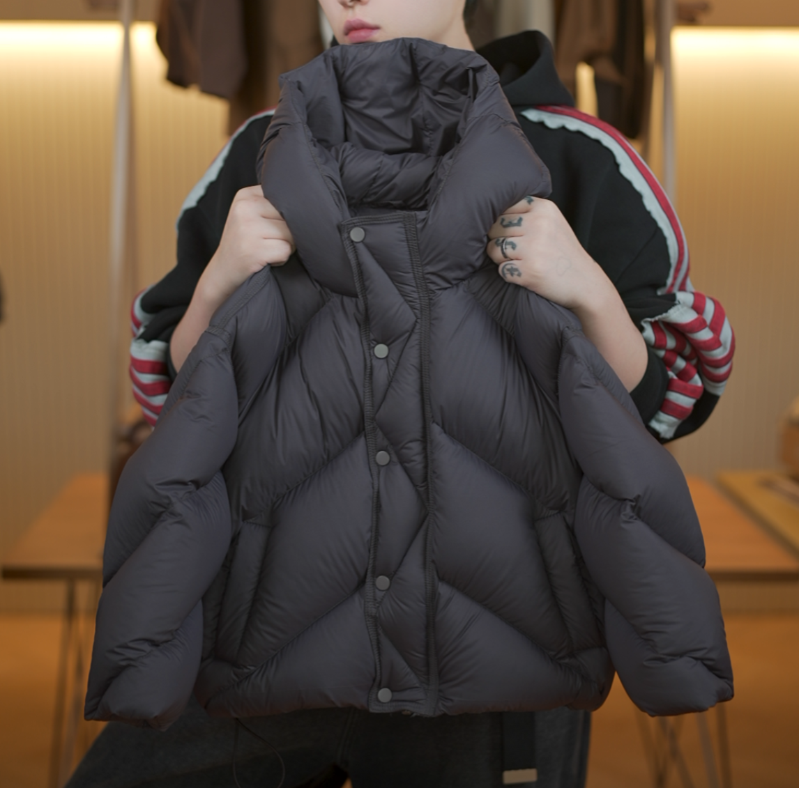 【小蛋壳】【现货】儿童加厚冬季设计新款男童连帽白鸭绒羽绒服DK892