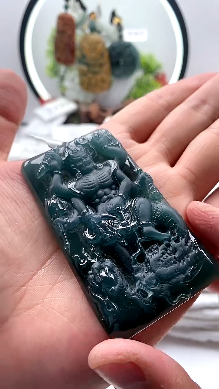 【闪购商品】翡翠颈饰未镶嵌不动明王