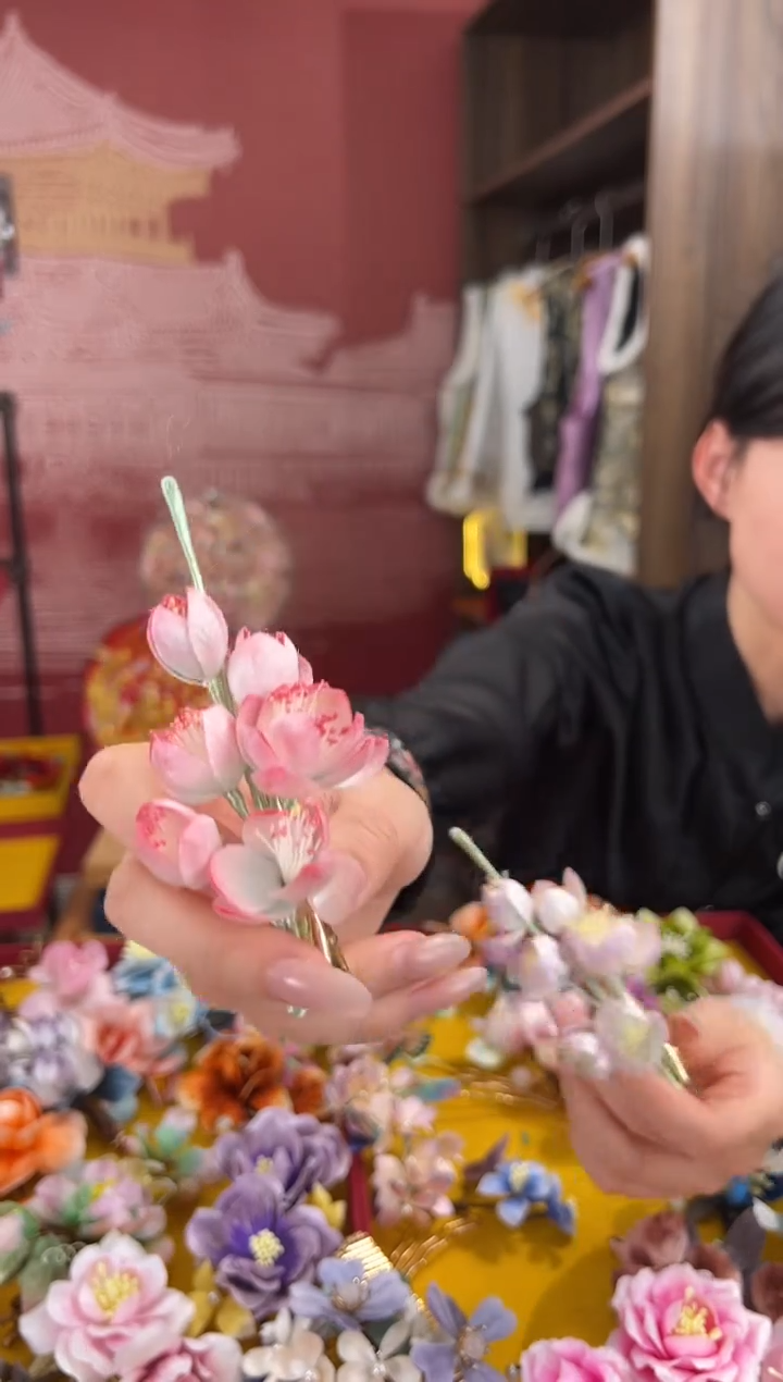 【闪购商品】刺绣非遗绒花（发饰）