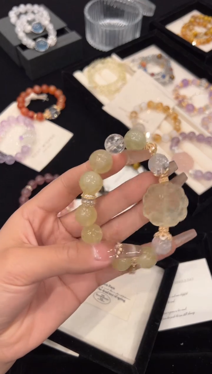 【闪购商品】水晶手链合金柠檬阿赛手链x1353