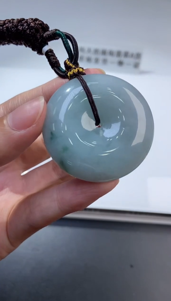 未镶嵌挂件翡翠376009   多人 