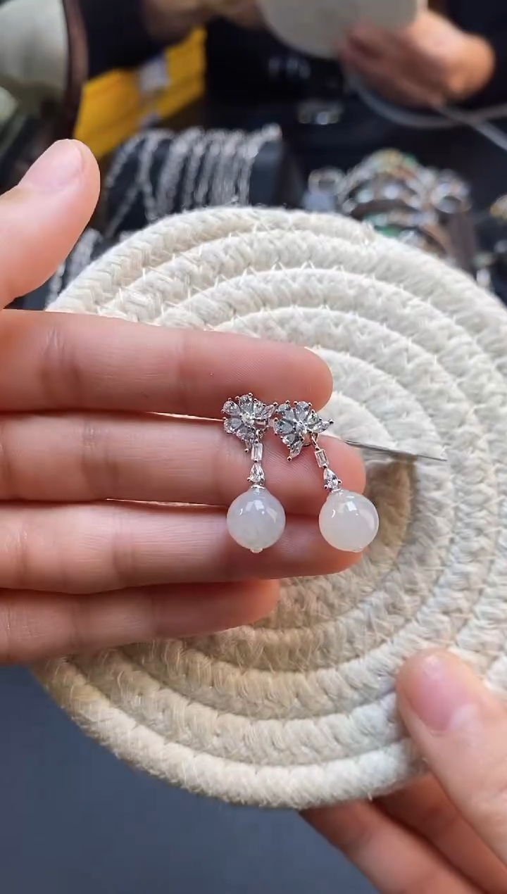 颈饰银S925镶嵌翡翠17725