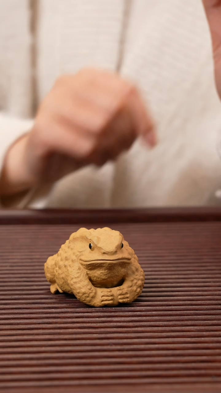 【闪购商品】紫砂茶宠护宝灵蟾（小款）