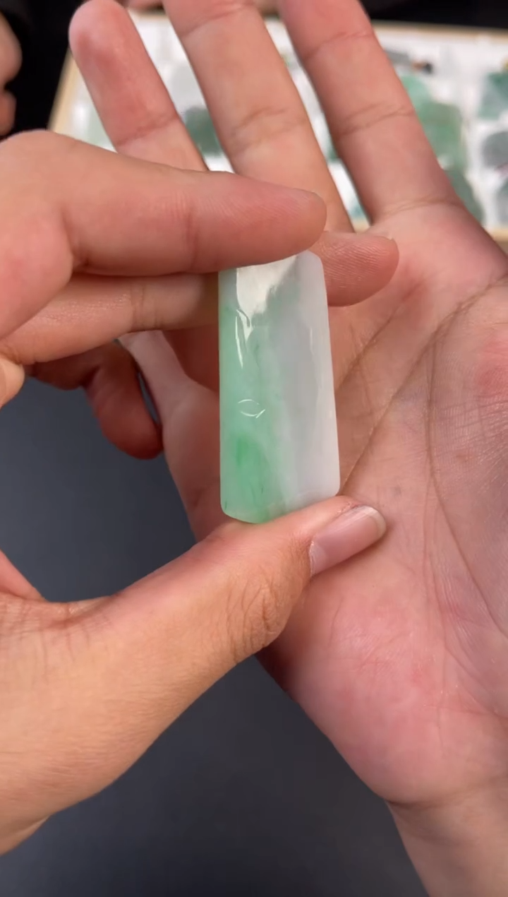 【闪购商品】翡翠颈饰未镶嵌翡翠吊坠YP-013