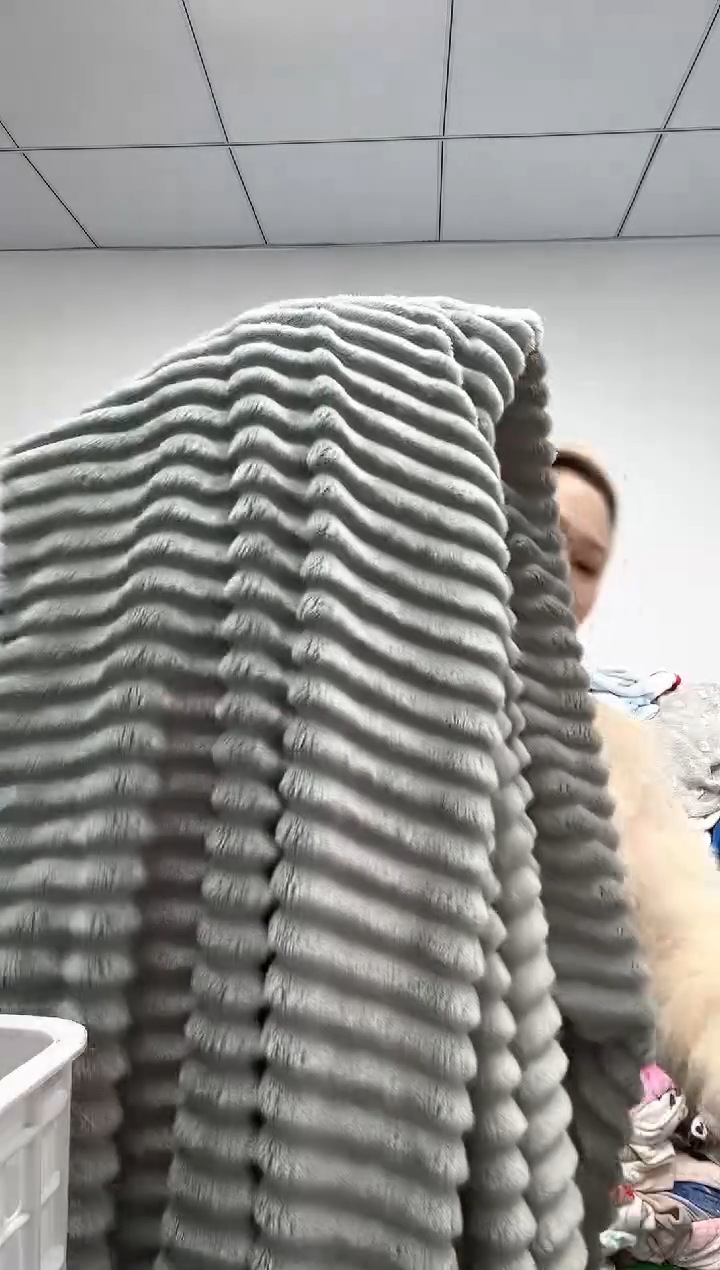 法兰绒3X2.3左右以主播介绍为准