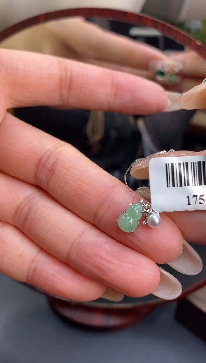 颈饰银S925镶嵌翡翠净货17560