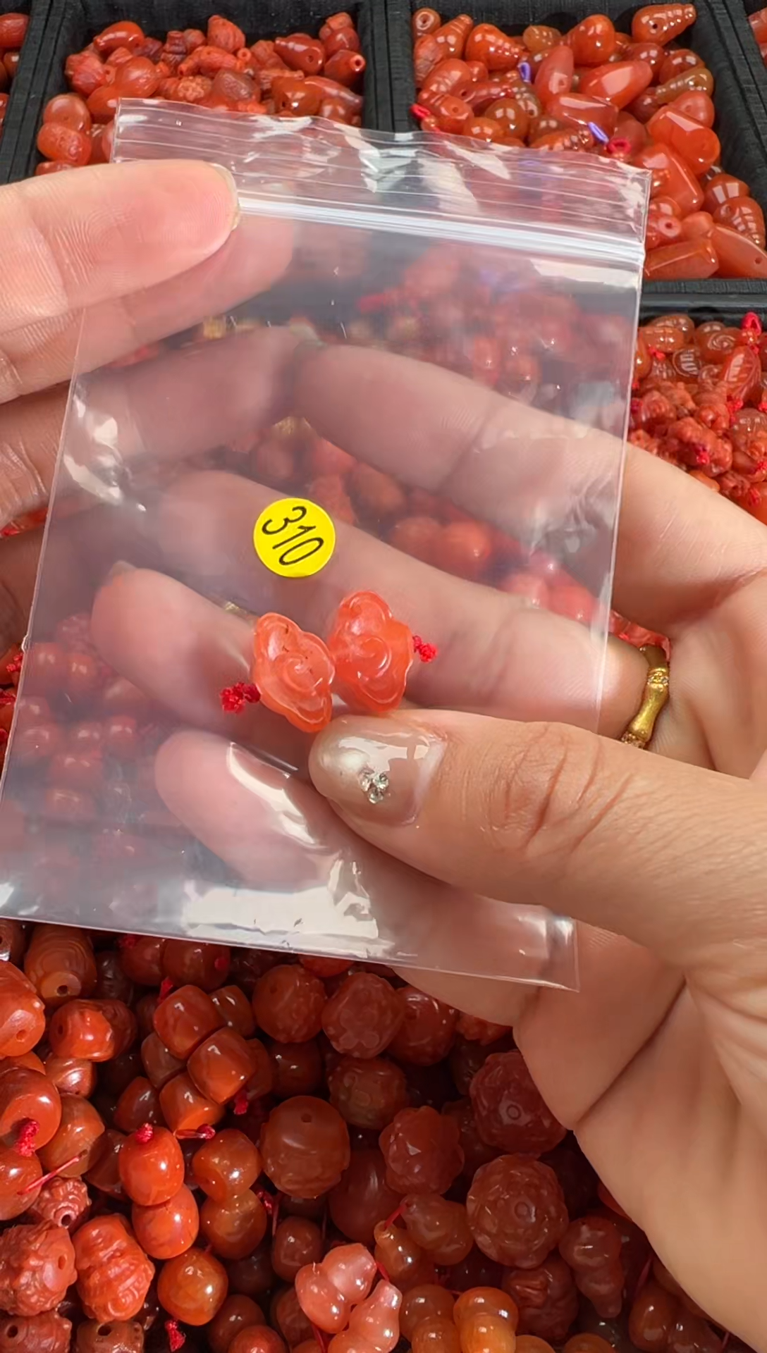 【闪购商品】南红玛瑙颈饰未镶嵌1