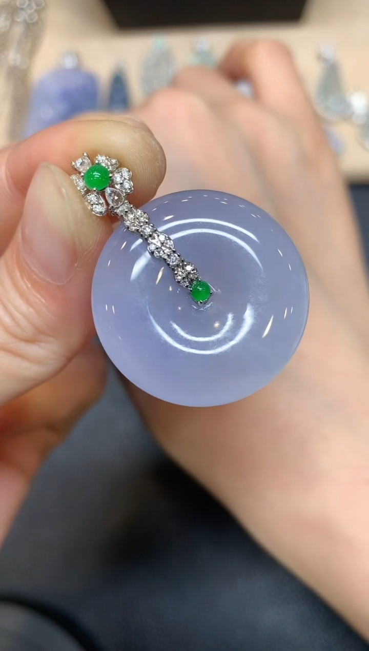 【闪购商品】翡翠吊坠(不含链)18K金镶嵌平安扣【无服务费