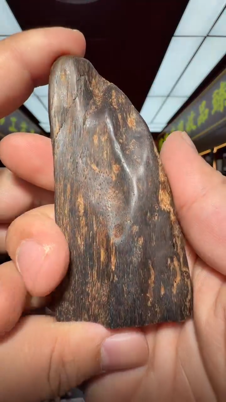 沉香吊坠多样性发一