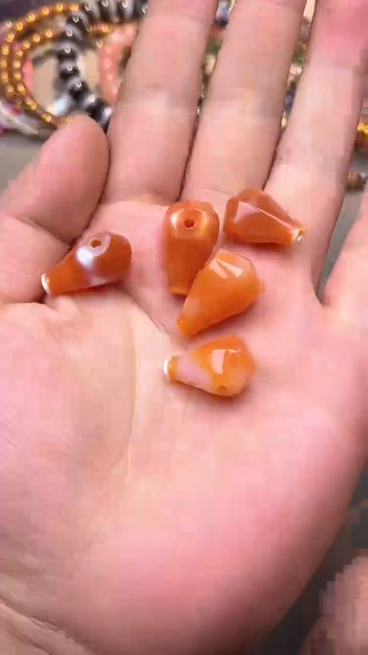 玛瑙/玉髓三通未镶嵌西亚珠改三通多样性发其一