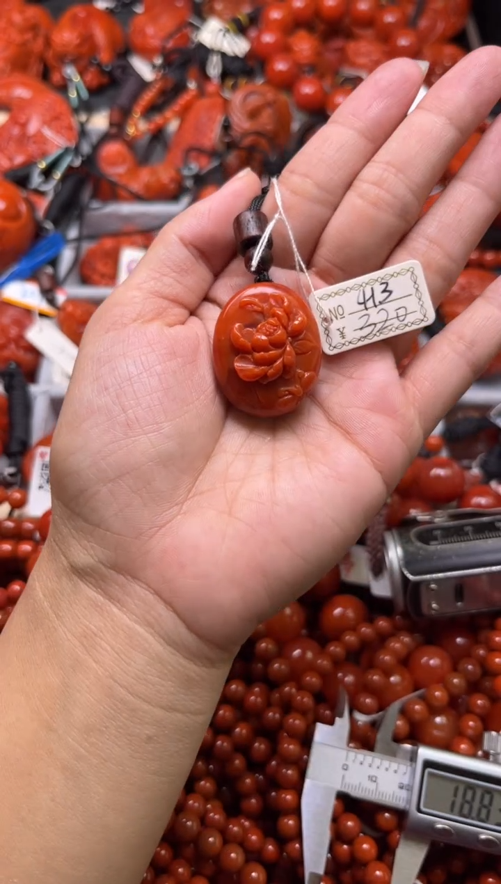 南红玛瑙未镶嵌珠宝奇石413