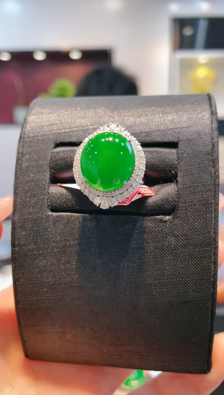 【闪购商品】翡翠颈饰18K金镶嵌A74天然A货翡翠两用款戒指