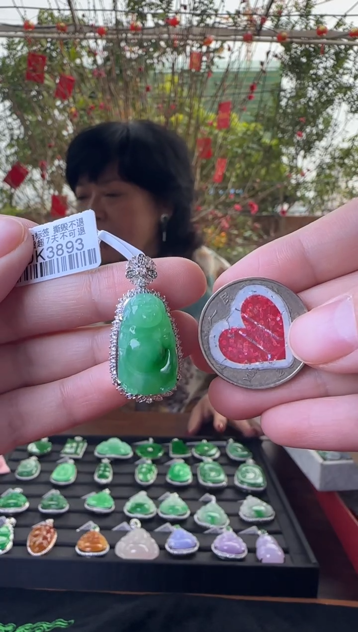 【闪购商品】翡翠颈饰18K金镶嵌DK3893冰绿企佛